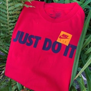 Vintage Nike T-Shirt